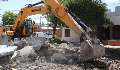 Ensenada: Avanza la repavimentación de calles en distintos barrios