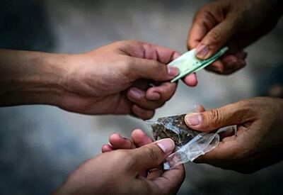 Insólito: Ofrecen ayuda a vendedores de droga para que dejen el narcomenudeo