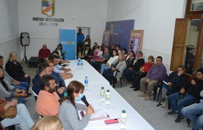25 de Mayo: El intendente Ralinqueo convocó a la “construcción del peronismo veinticinqueño”