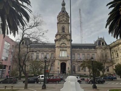 Bahía Blanca: Municipales acordaron un aumento del 46,3% con revisión en noviembre