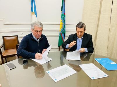 Pergamino: Firman convenio para ampliar la red de desagües cloacales