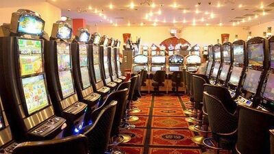 Suspenden el uso de tarjetas de débito en bingos, casinos e hipódromos bonaerenses