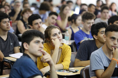 La Plata: Inician los talleres "Vení a la UNLP" para estudiantes de secundaria