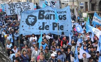 Desde Barrios de Pie quieren que el Salario Mínimo Vital y Móvil supere los $90.000