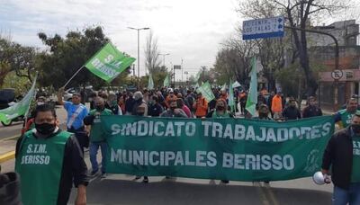 Berisso: Municipales anunciaron un paro total y recrudece el conflicto