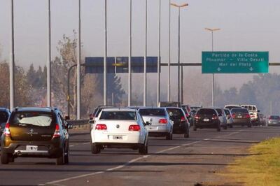 Más de 2 mil autos por hora circulan por la Ruta 2 hacia la Costa Atlántica
