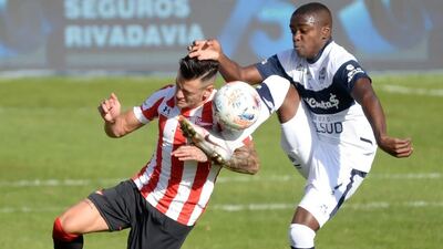 El clásico platense paraliza la ciudad: Estudiantes recibe a Gimnasia en UNO
