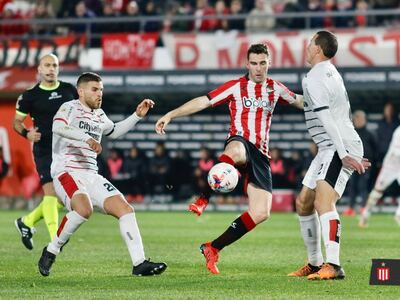 Estudiantes no pudo con Newells y perdió 2 a 0 en UNO