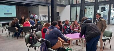 Pergamino: Fundación Huésped brindó una charla para sobre salud sexual