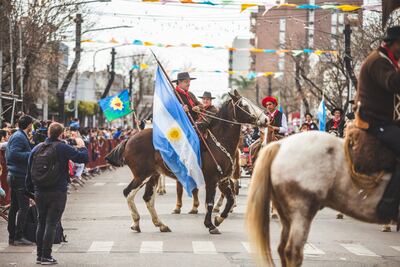 Lincoln celebró sus 157 años con espectaculares shows y un gran desfile