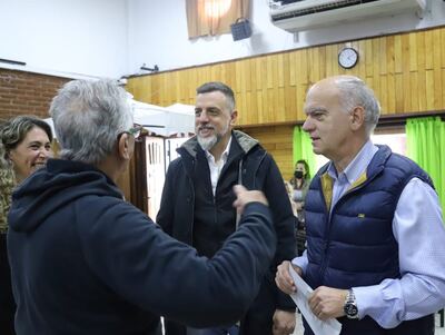 Lanús: La comuna quiere que el 100% de los abuelos tengan botón antipánico
