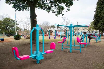 Salud entregó equipamiento para crear 40 Plazas Saludables en el Conurbano