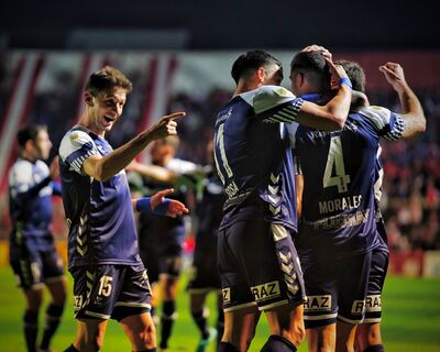 El Lobo no detiene su marcha: Gimnasia volvió a ganar y venció a Unión 2 a 0 en Santa Fe