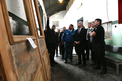 El ministro Julio Alak recorrió la Unidad Penitenciaria N°4