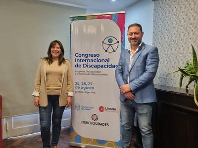 Lincoln: Salvador Serenal encabezó la presentación del Congreso Internacional de Discapacidad