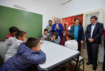 Kicillof afirmó que el acceso a internet en escuelas rurales "garantiza igualdad de oportunidades"