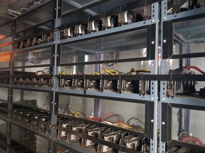 La AFIP decomisó una granja ilegal de minería de criptomonedas en La Plata