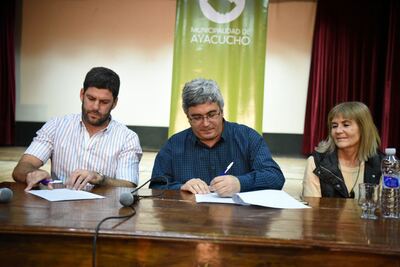 Ayacucho: La Provincia construirá un frigorífico de faena de aves