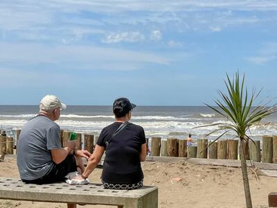 Turismo: Más de 140.000 visitantes tuvo el Partido de La Costa el fin de semana largo