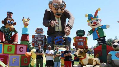 La Plata: La ciudad ya palpita la tradicional quema de muñecos de fin de año