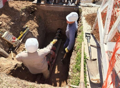 Edelap realizó obras que benefician a tres mil vecinos de Melchor Romero y al Hospital A. Korn