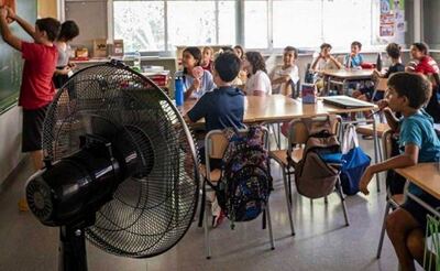Moreno: Por la ola de calor, ejecutan obras de asistencia y refacción en las escuelas