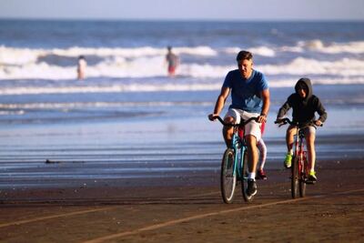 La Costa: Realizan visitas de cicloturismo para vivir paseos saludables y ecológicos