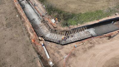 Mercedes: Avanza la construcción del mega canal hídrico