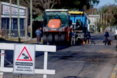 La Costa: Avanza el Plan Integral de Asfalto en las localidades del partido