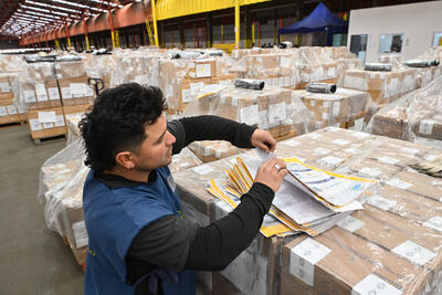 PASO: Las cifras del complejo dispositivo logístico del Correo Argentino para el domingo