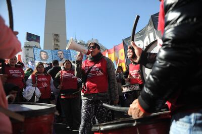 Organizaciones sociales y políticas se concentran en el Obelisco en repudio de la muerte de Molares