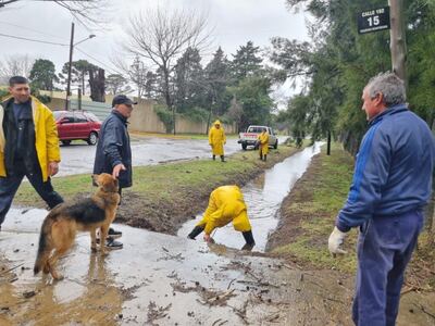 La Plata: El temporal deja barrios inundados y la Municipalidad prepara un centro de evacuación