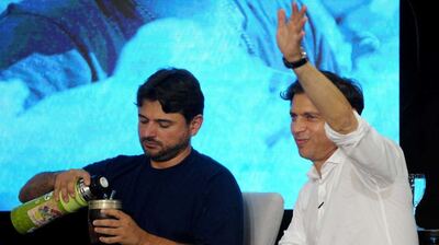 Axel Kicillof: Reunión con empresarios y mateada con Grabois en la UNLP