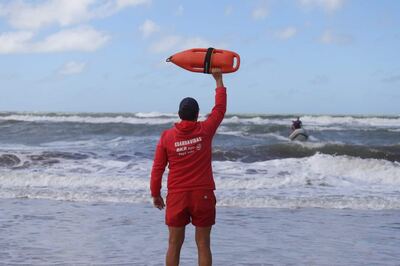 Necochea: Guardavidas abren la inscripción para la bolsa de trabajo