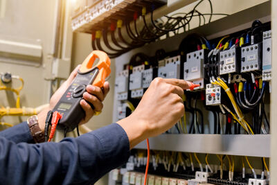 Lomas de Zamora: Lanzan un curso de electricidad domiciliaria gratuito