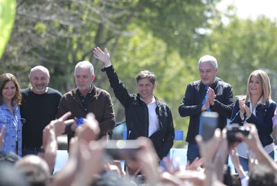 Kicillof en la caravana de Berisso: “Las elecciones se ganan con el pueblo y para el pueblo”