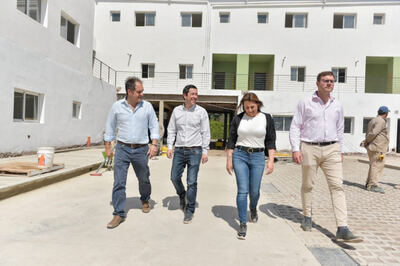 Malvinas Argentinas: Nardini y Maggiotti recorrieron obras de vivienda en el distrito