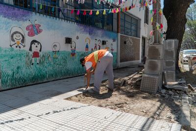 San Isidro: El Municipio renueva las veredas en los barrios de todo el distrito