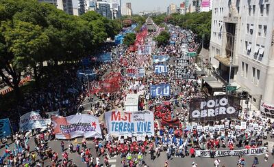 Piqueteros organizan un plan de lucha para después de las elecciones