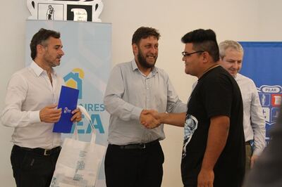 Pilar: 50 familias recibieron créditos del programa Buenos Aires Crea