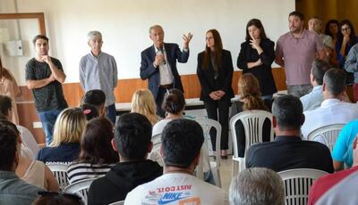 La Costa: Otorgan un 25% de aumento a los trabajadores municipales