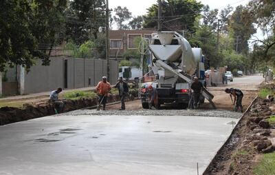 Moreno: Comenzó la segunda etapa de repavimentación en la calle Rubén Darío