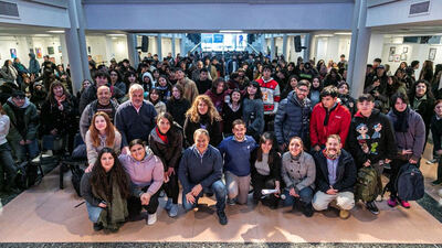 La Provincia aumenta becas y programas sociales