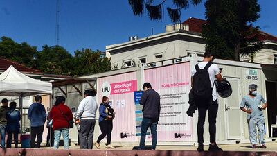 El 60% de los casos de coronavirus en la Ciudad son de las variantes de Reino Unido y Manaos