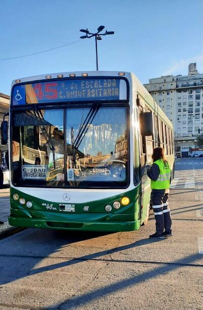 Nuevas restricciones: durante el fin de semana largo la CNRT fortaleció los controles en el transporte