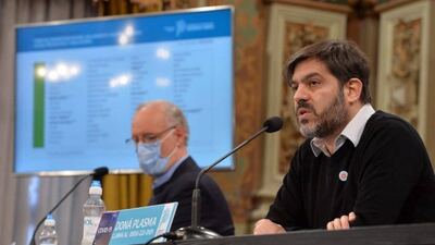 Carlos Bianco confirmó que el confinamiento estricto termina el próximo lunes