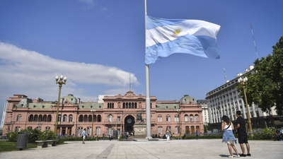 Convocan a monotributistas a concentrar en la Casa Rosada