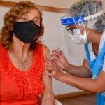 Comienzan a enviar los turnos para recibir las terceras dosis de vacunas contra el coronavirus