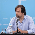 Nicolás Kreplak solicitó usar barbijos “de calidad”