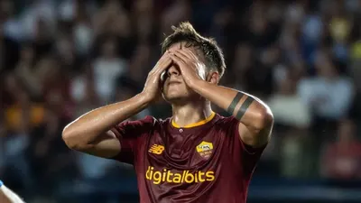 Se encienden las alarmas en la Roma: salió lesionado Dybala